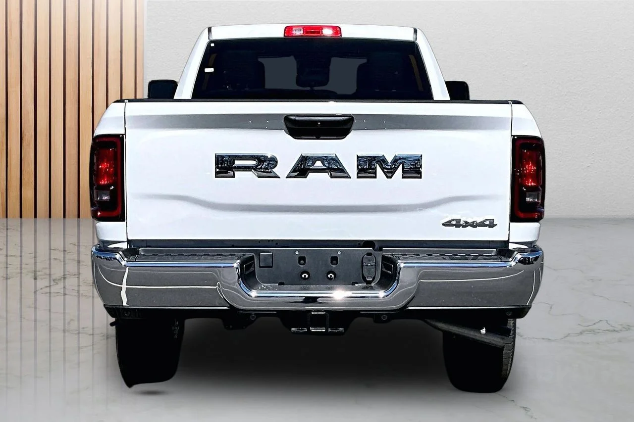 New 2026 Bright White Clear-Coat Exterior Paint RAM Tradesman image 7