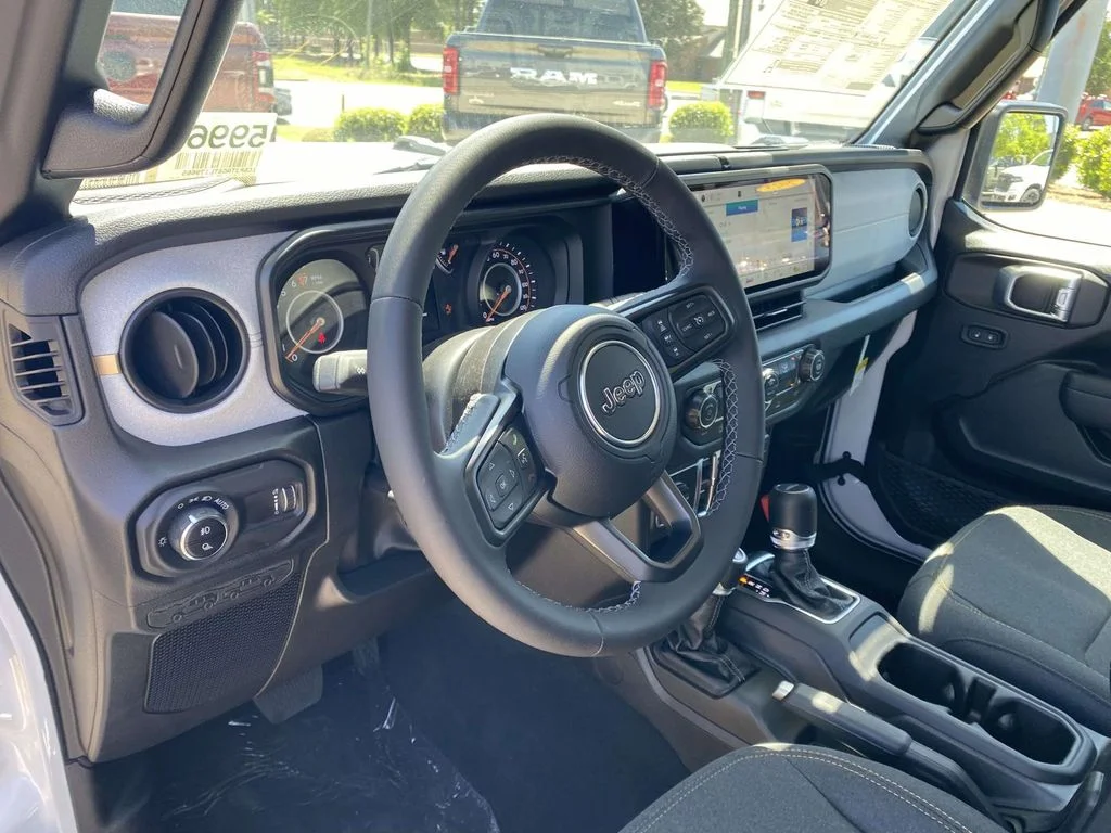 New 2026 Bright White Clearcoat Jeep Sport S image 17