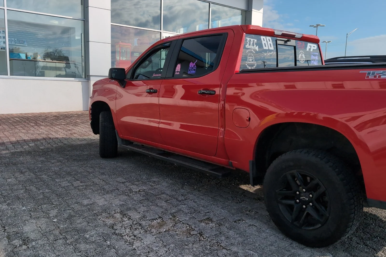 Used 2021 RED HOT Chevrolet LT Trail Boss image 9