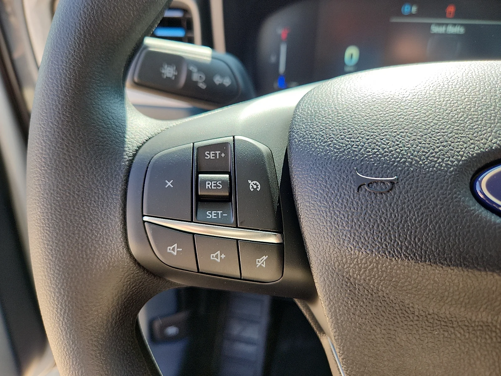 New 2026 Space White Metallic Ford XLT image 20
