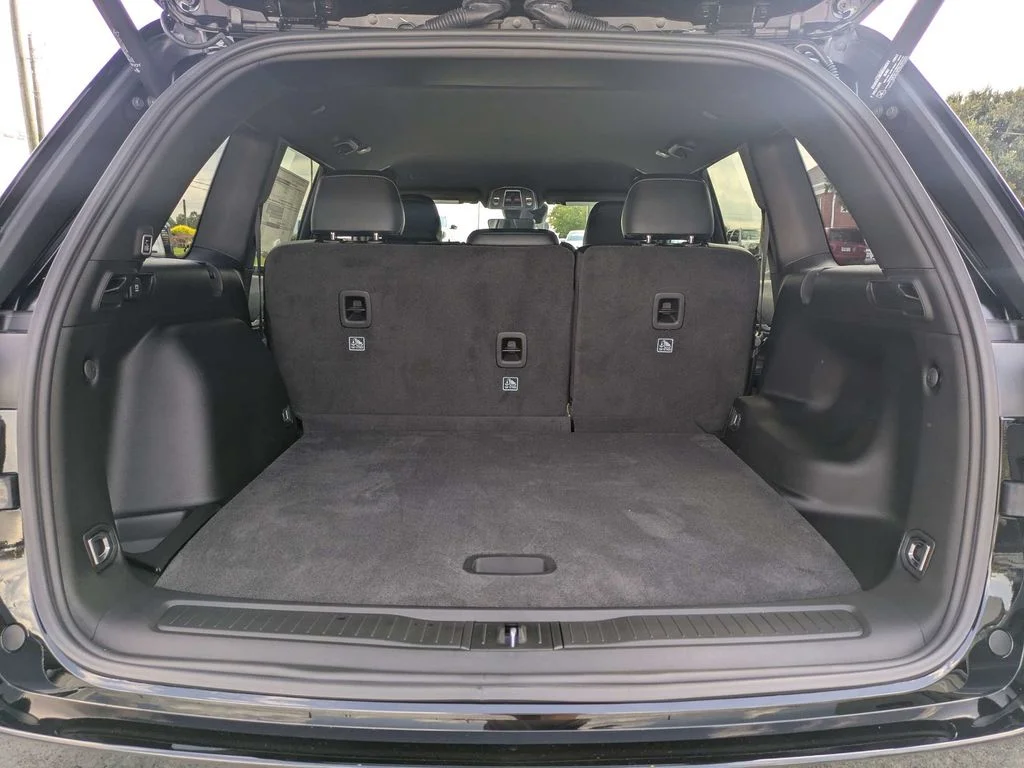 New 2027 High-Gloss Black Paint Jeep  image 14