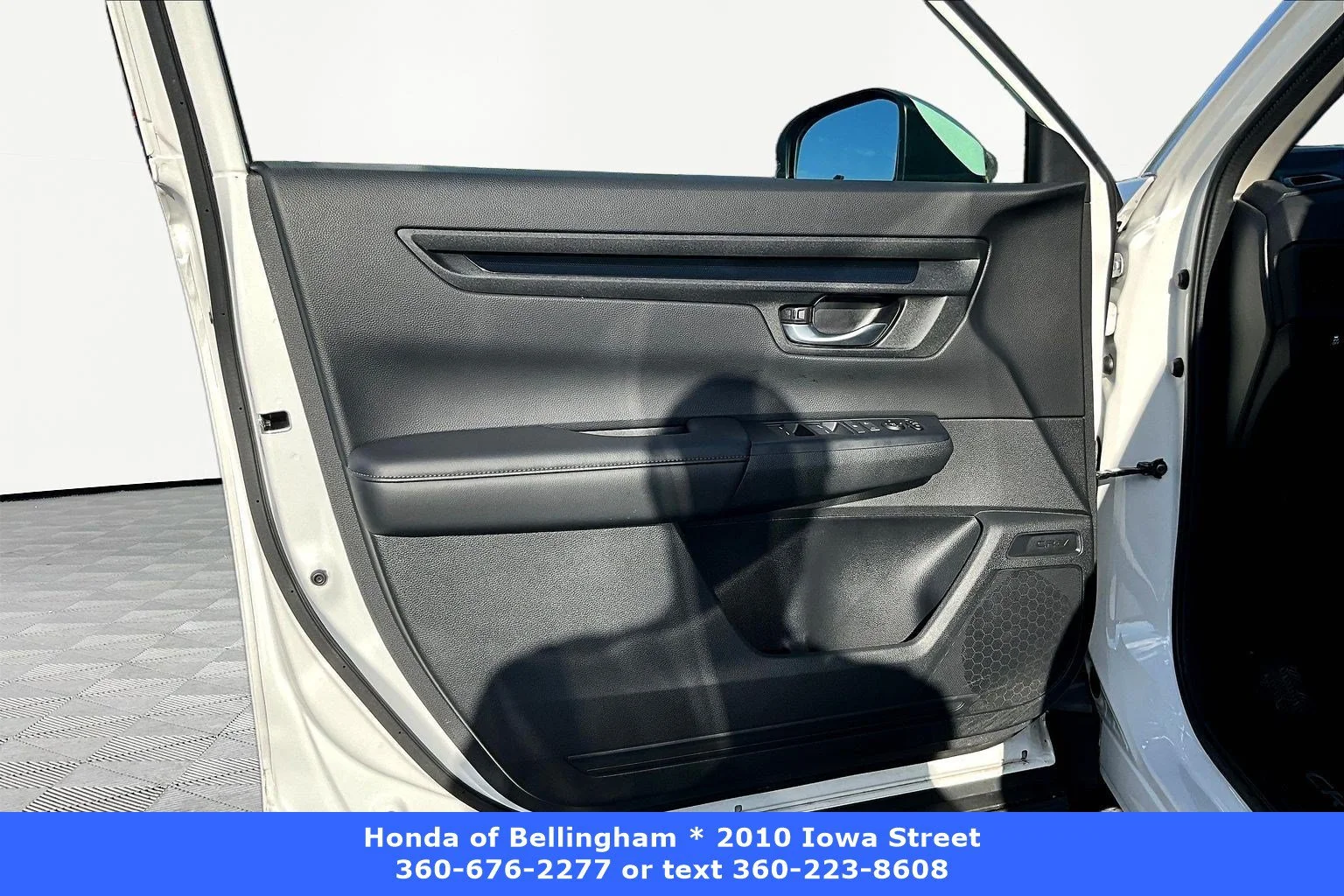 2024 Honda CR-V LX - Photo 47