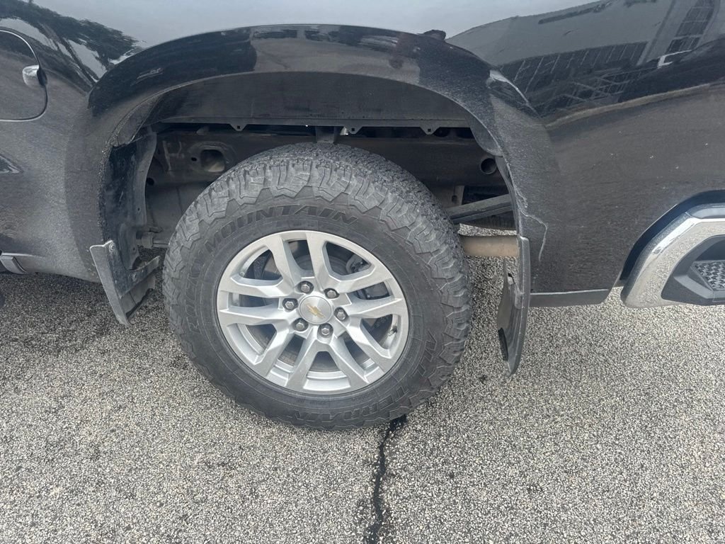 Used 2021 Black Chevrolet LT image 38