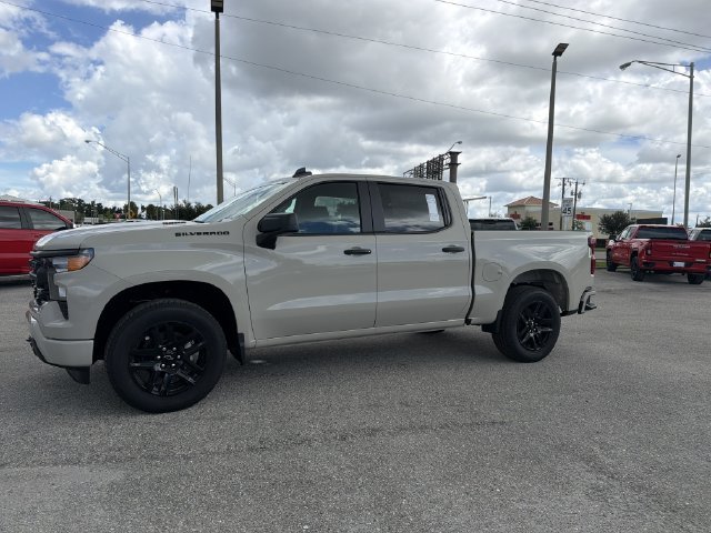 2026 Chevrolet Silverado 1500 Custom - Photo 10