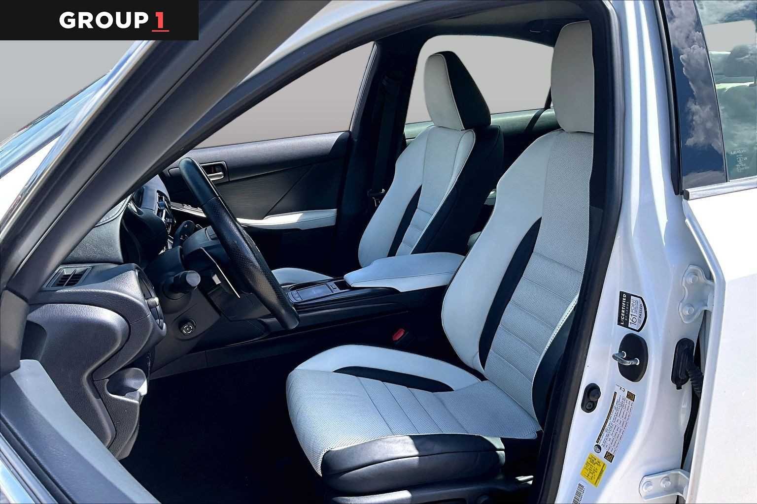 Used 2023 Ultra White Lexus F SPORT image 8