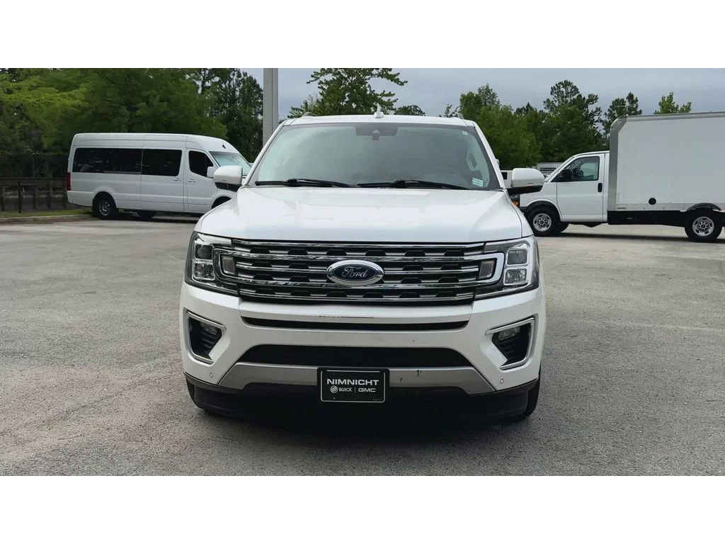 Used 2019 White Platinum Metallic Tri-Coat Ford Limited image 3