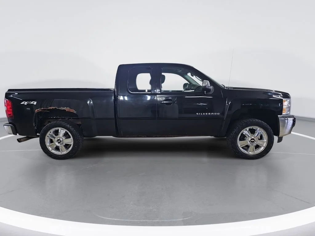 Used 2013 Chevrolet Silverado 1500 LT with VIN 1GCRKSE75DZ360420 for sale in Hudsonville, MI