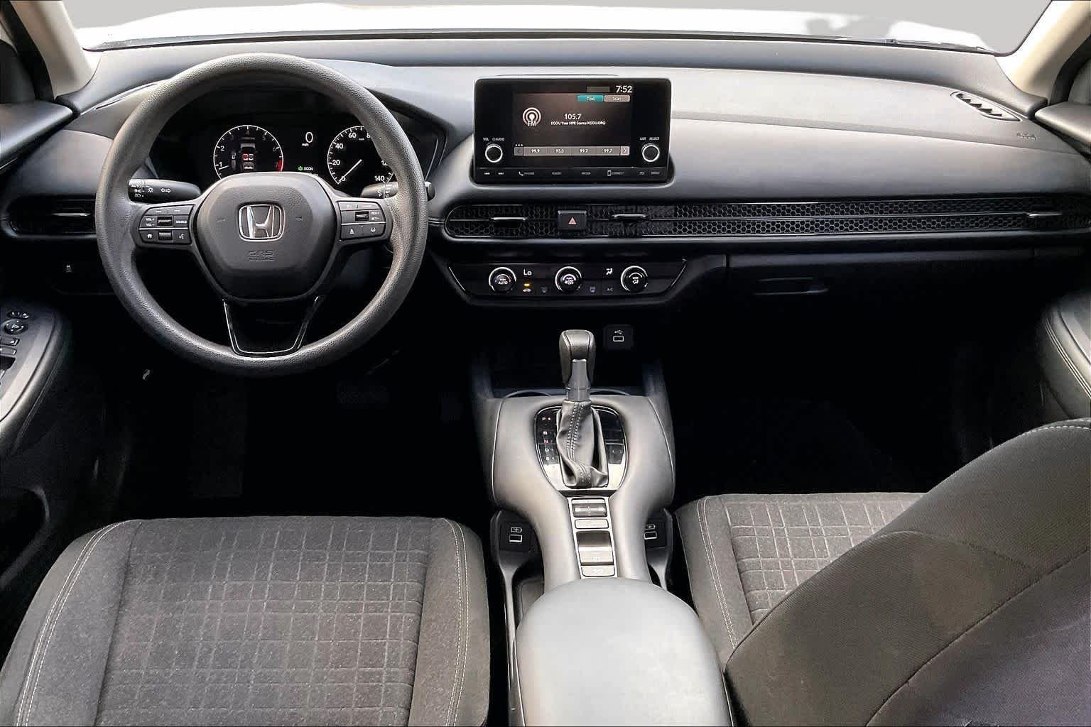 Used 2023 Platinum White Pearl Honda LX image 15