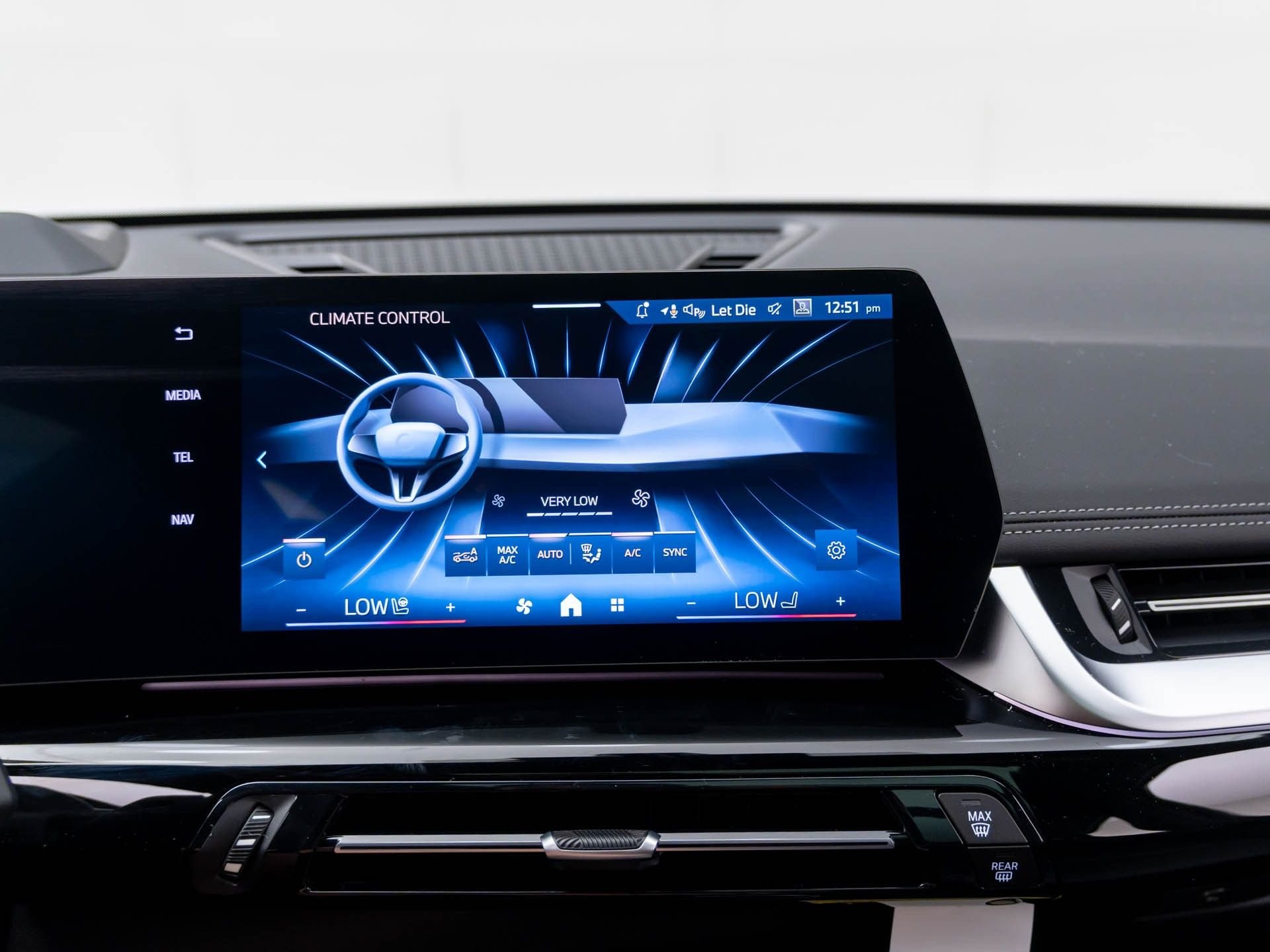 New 2026 Space Silver Metallic BMW xDrive28i image 25