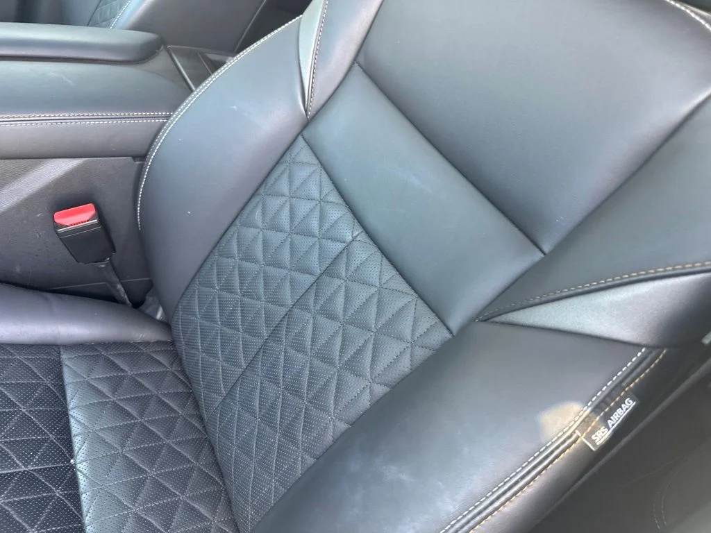 Used 2024 White Nissan Platinum image 4
