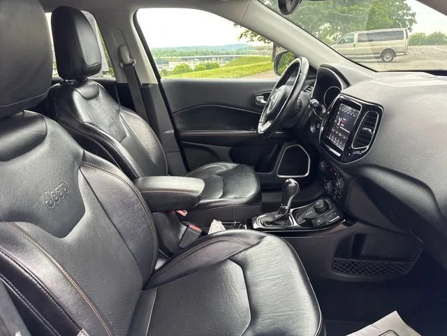 Used 2018 Black Jeep Limited image 10
