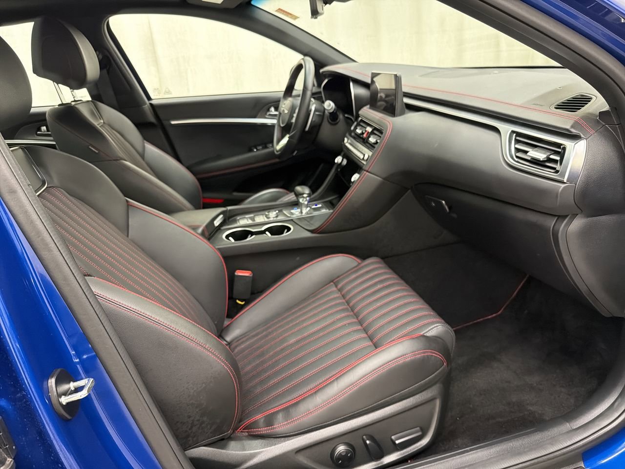 Certified Used 2025 Kawah Blue Genesis 2.5T AWD SPORT PRESTIGE image 15