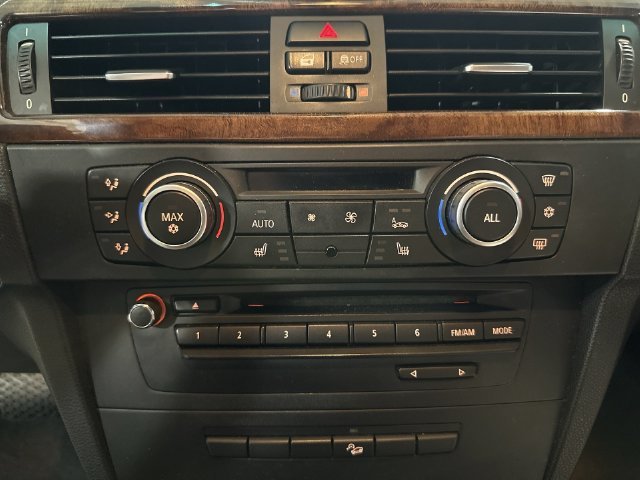 Used 2011 Black BMW 335i xDrive image 21