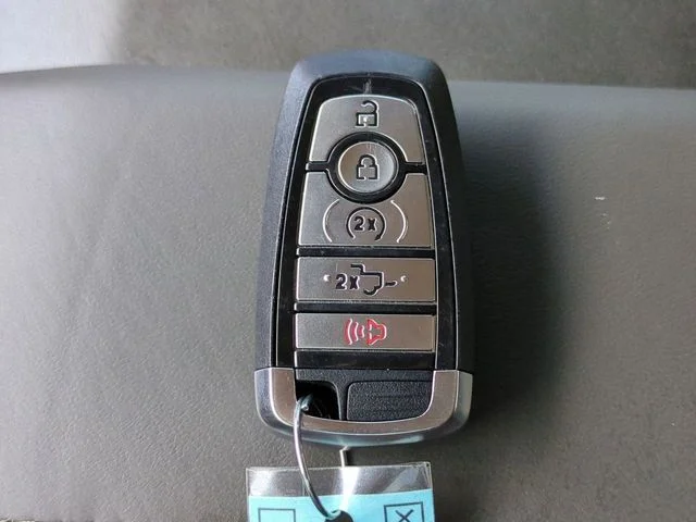 Used 2026 Agate Black Metallic Ford Platinum image 30