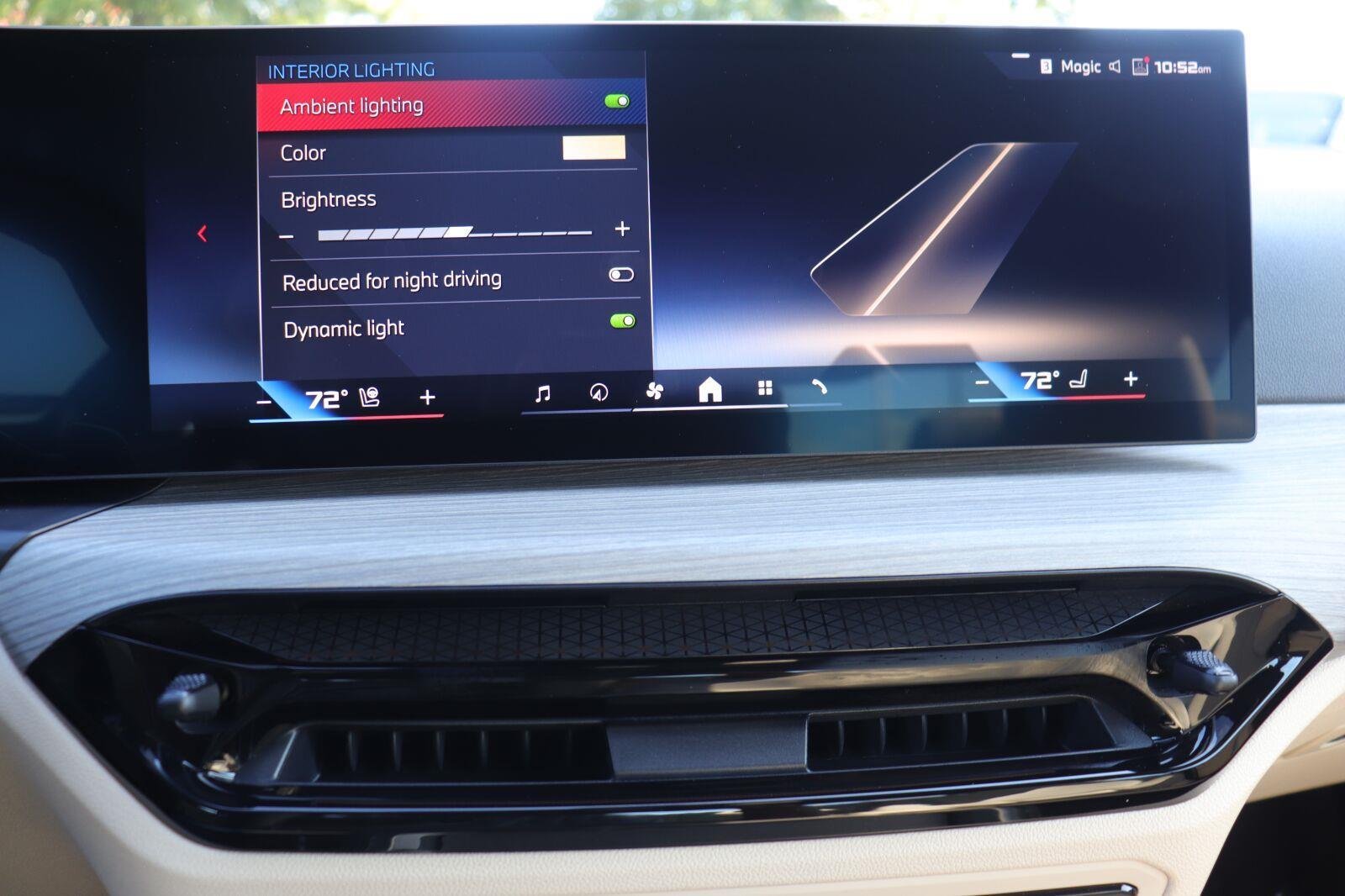 Used 2025 Cape York Green Metallic BMW M440i image 29