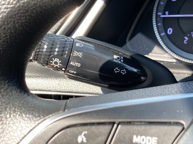 Used 2022 Quartz Hyundai SEL image 17