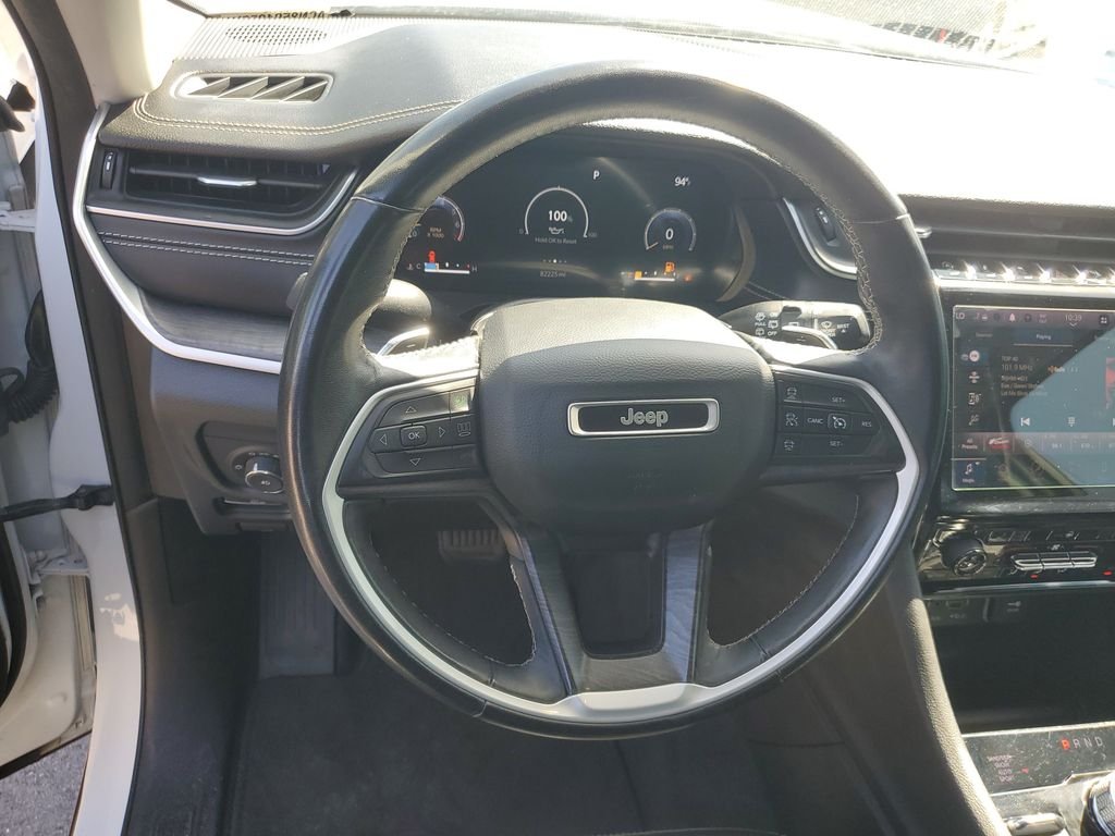 Used 2022 White Jeep Limited image 15