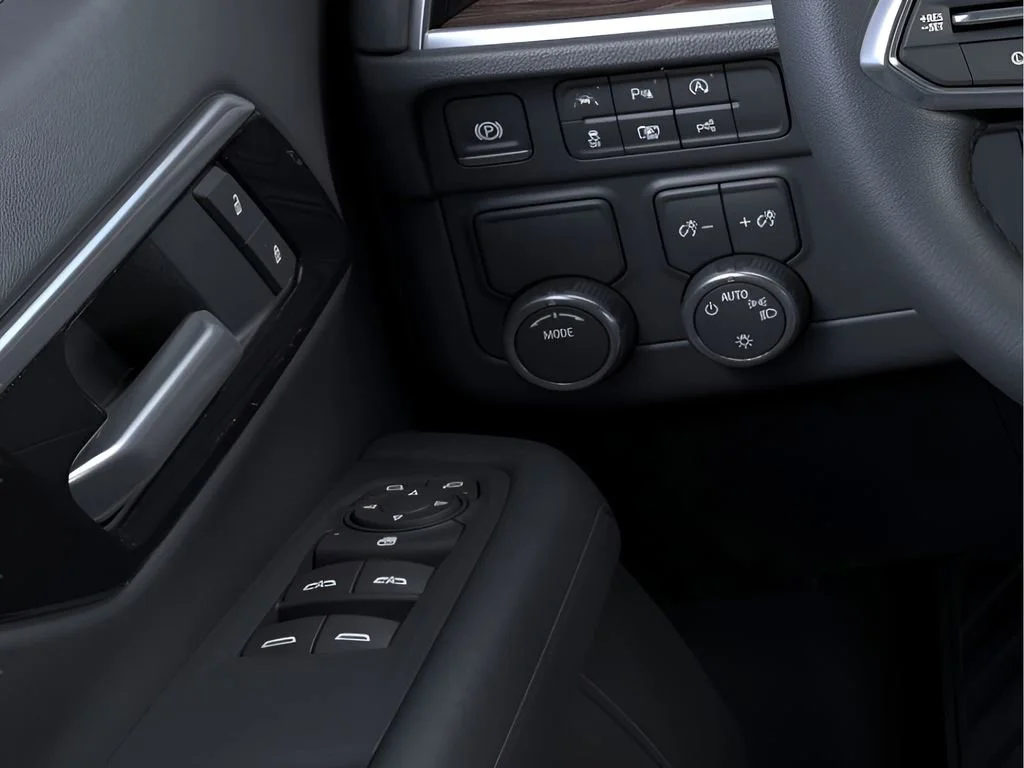 Used 2025 Black Chevrolet LS image 22