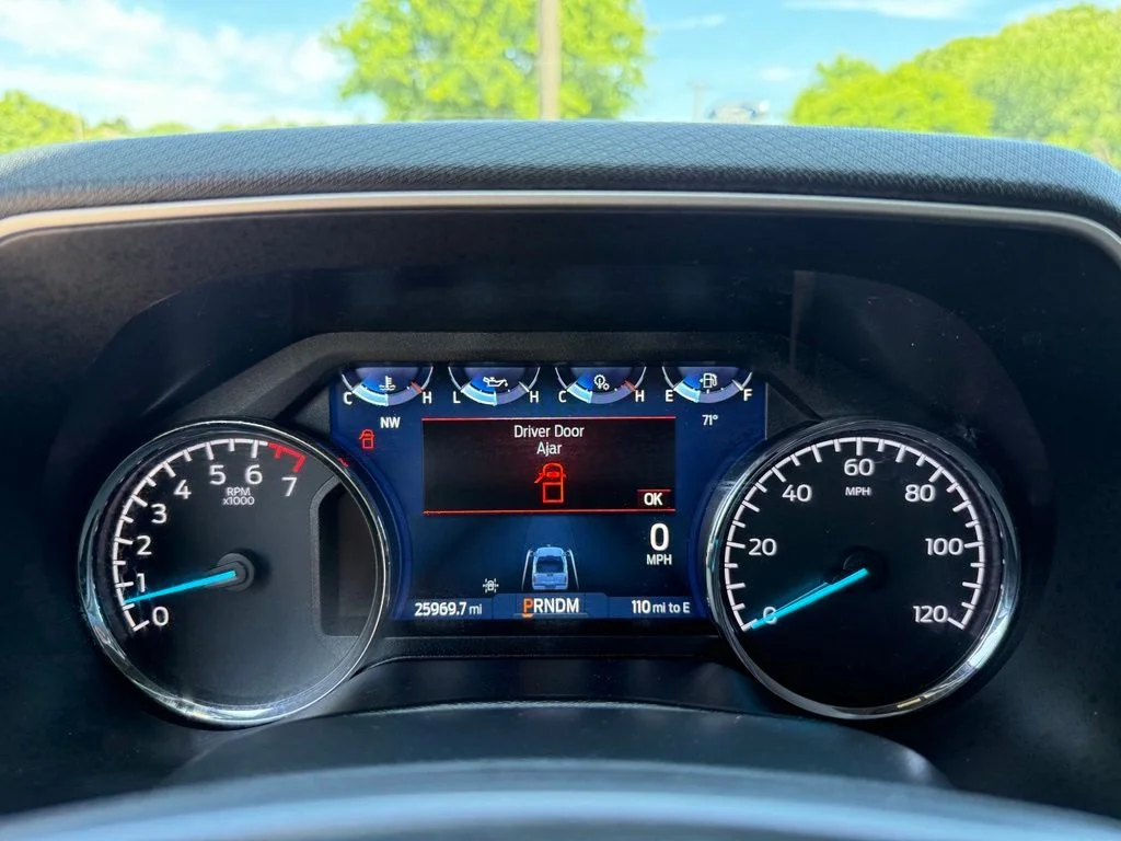 Used 2023 Black Ford XLT image 13
