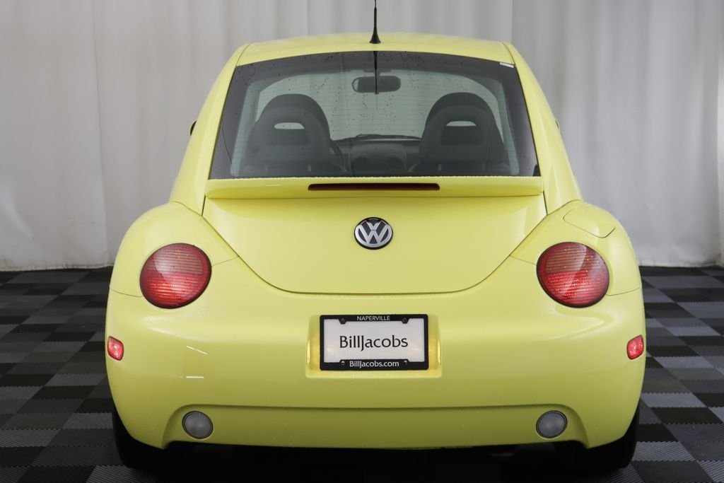 Used 2000 Yellow Volkswagen GLS image 14