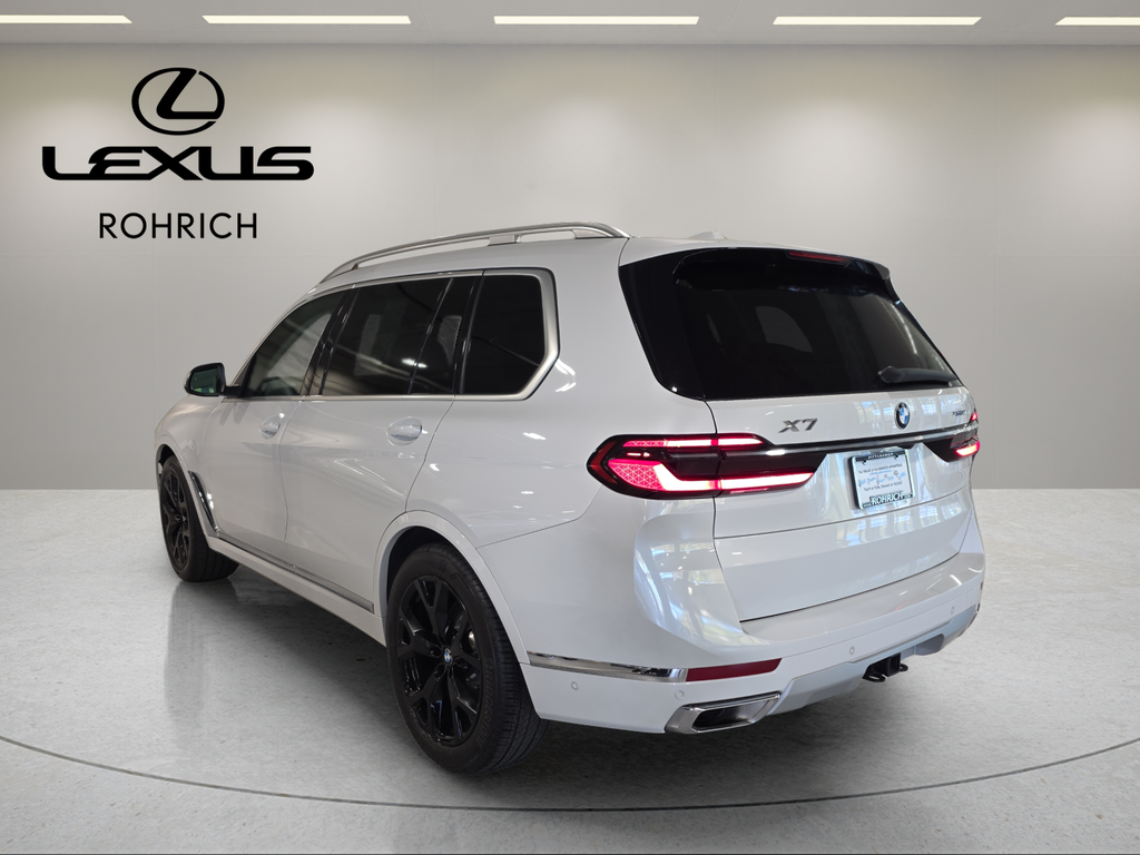 2023 BMW X7 40i - Photo 8