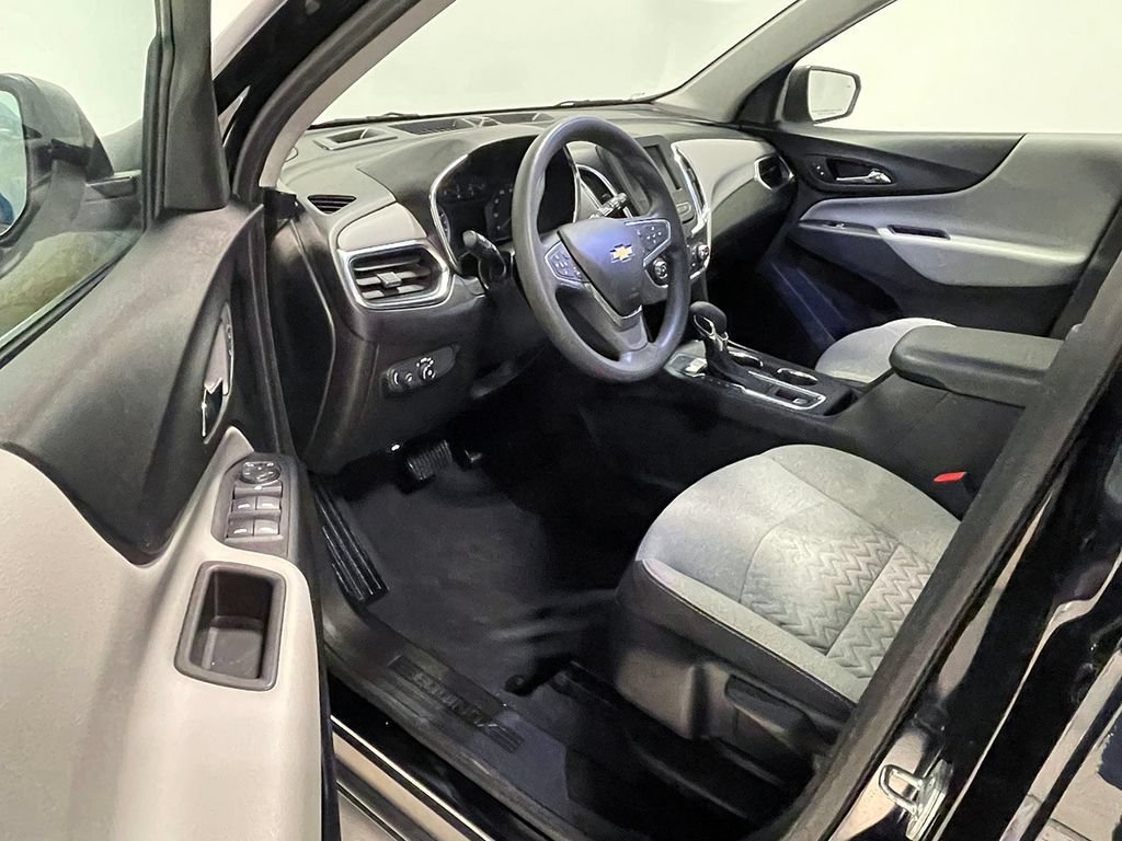 Used 2022 Mosaic Black Metallic Chevrolet LS image 18