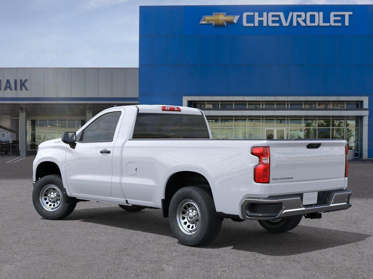 New 2026 Summit White Chevrolet WT image 3