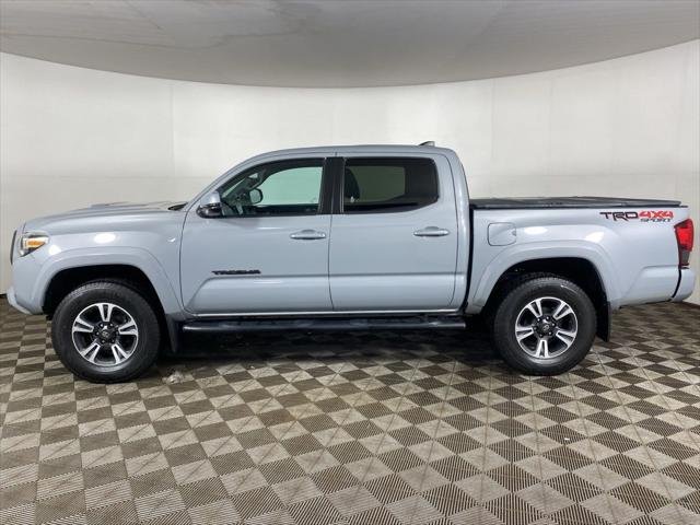 Certified Used 2019 CEMENT Toyota  image 5