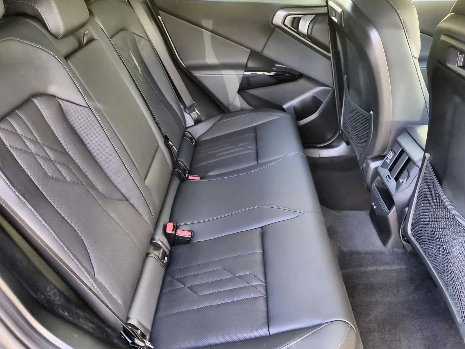 New 2026 Skyscraper Grey Metallic BMW 30 xDrive image 20