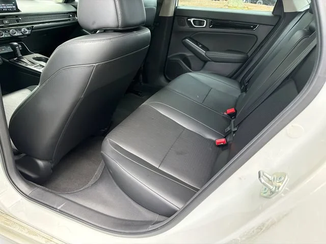 Used 2024 White Honda Touring image 20