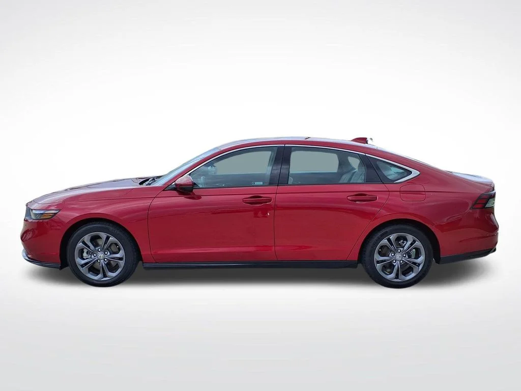 Used 2024 Red Honda EX-L image 4