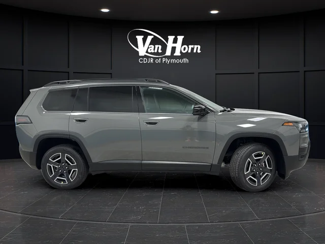 New 2026 Sting-Gray Clearcoat Jeep Limited image 8