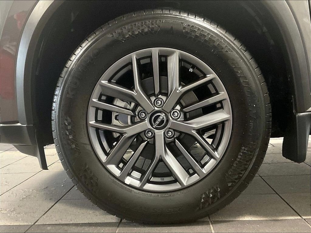 Used 2026 Gray Nissan S image 7