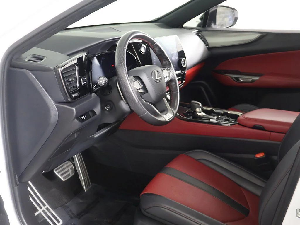 Used 2024 White Lexus 350 F SPORT Handling image 23