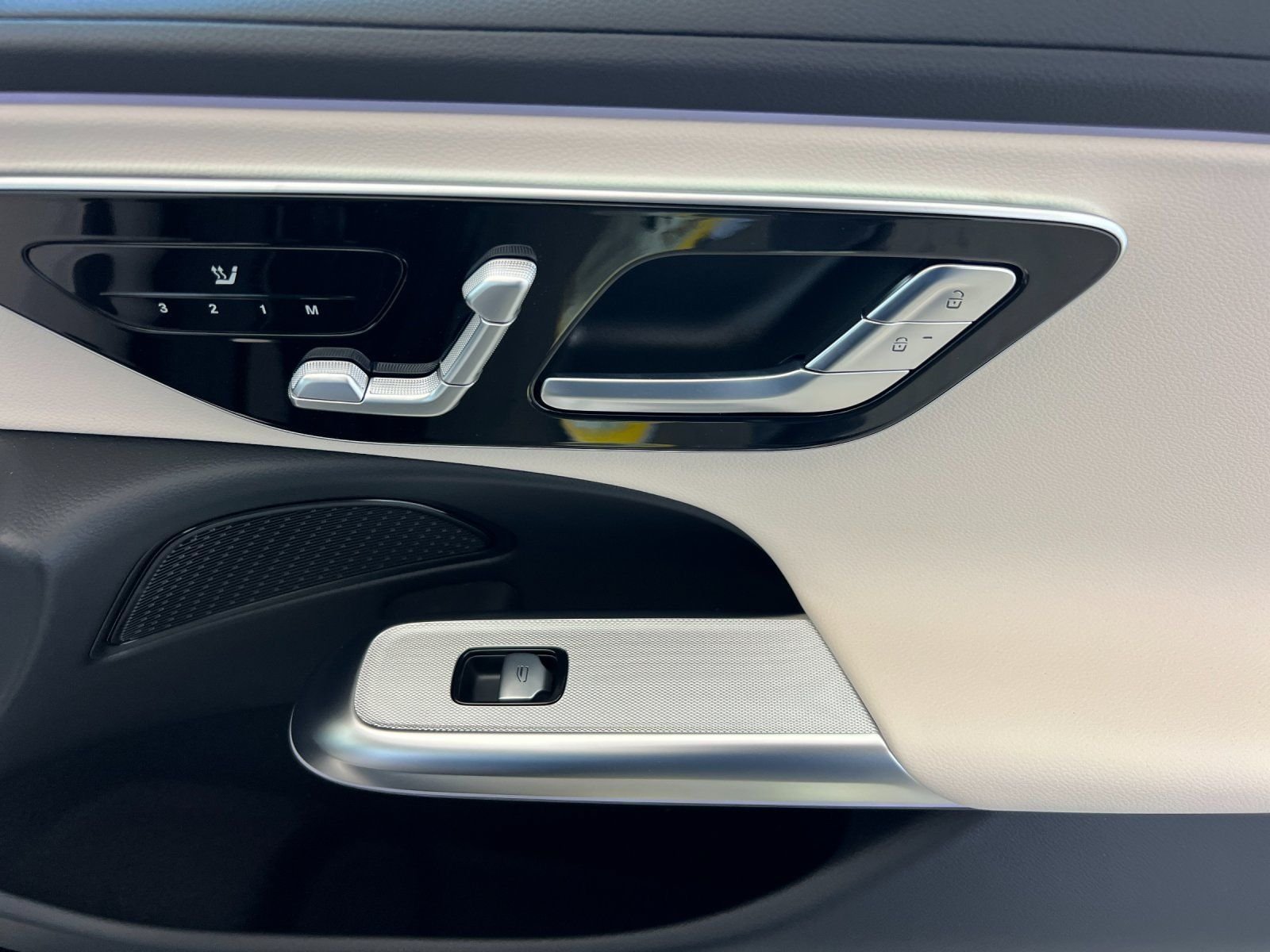 New 2026 Black Mercedes-Benz E 350 image 19