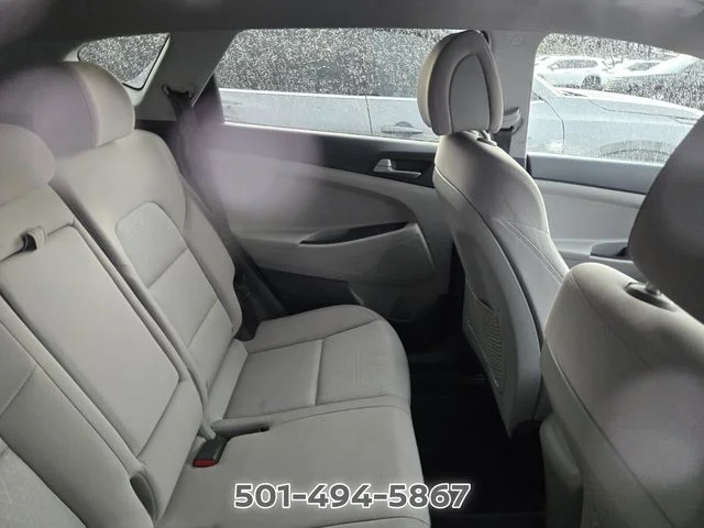 Used 2016 White Hyundai SE image 10