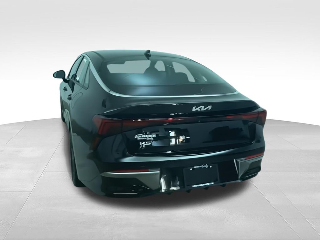 Used 2026 Black Kia LXS image 8