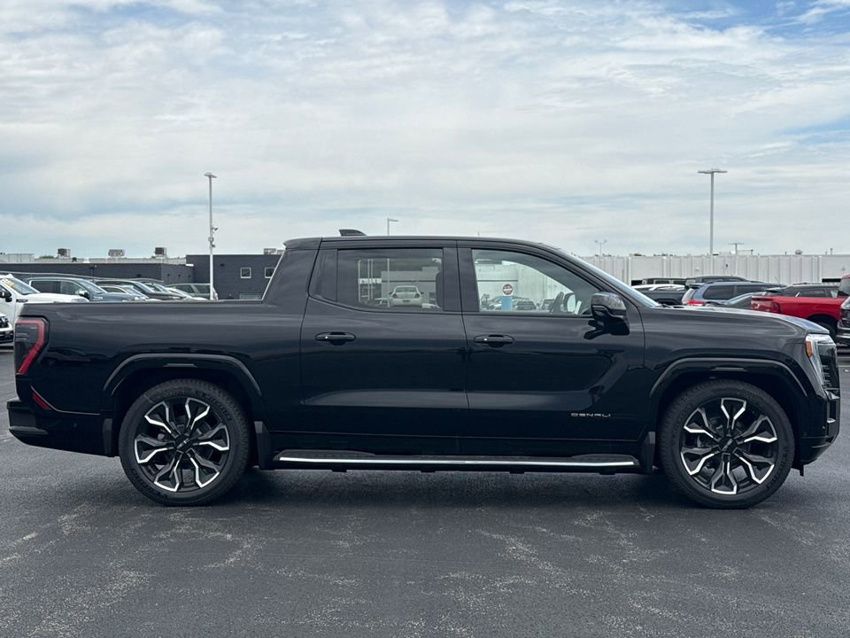 2025 GMC Sierra EV Denali - Photo 11