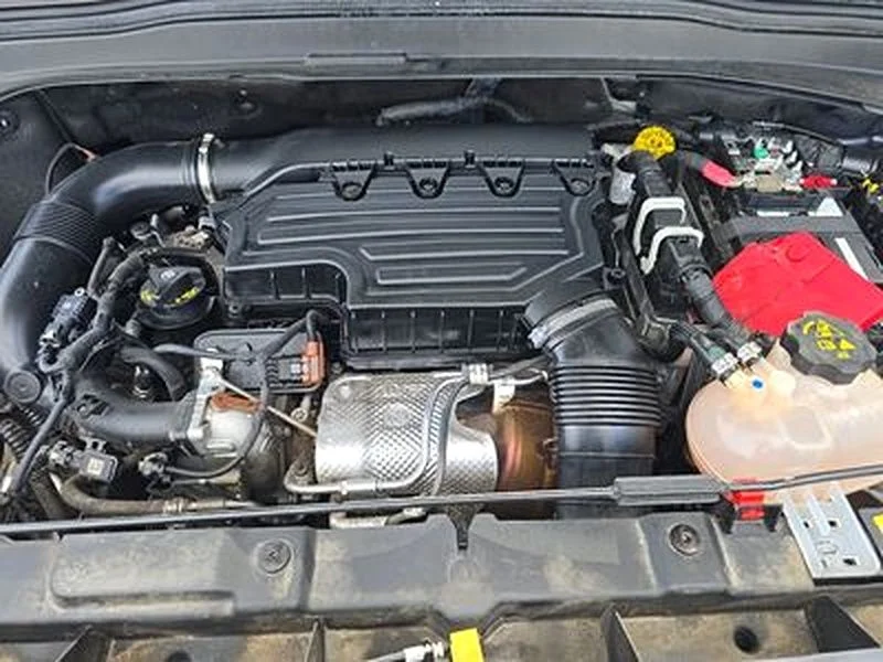 Used 2022 Gray Jeep Altitude image 16