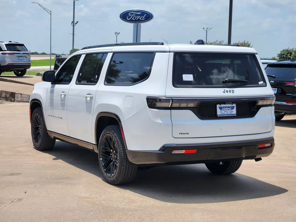 New 2026 Bright White Clear-Coat Exterior Paint Jeep Limited Reserve image 3