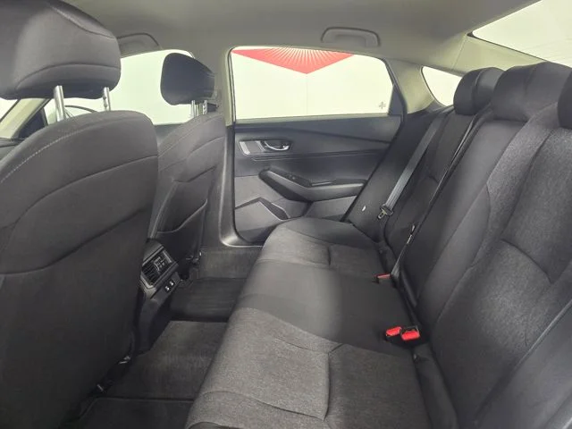 Used 2025 White Honda LX image 12
