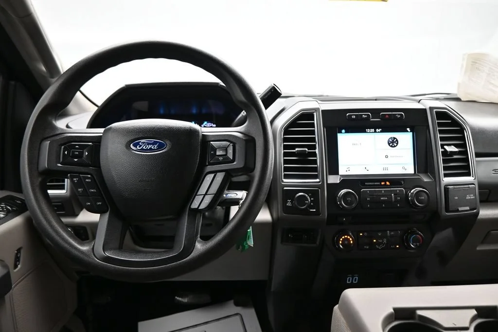 Used 2018 Gray Ford XLT image 16