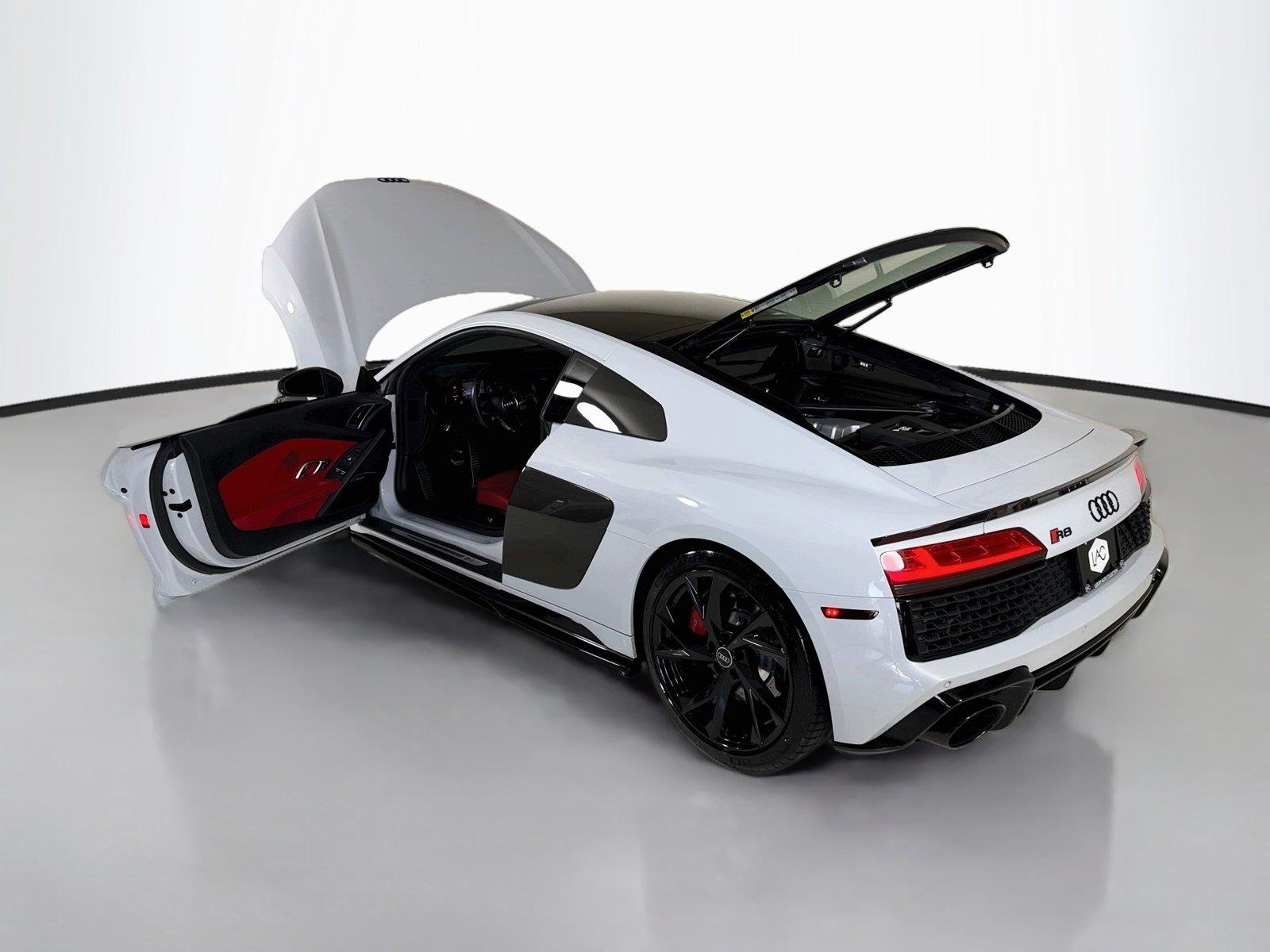 Used 2021 Suzuka Gray Metallic Audi 5.2 V10 | Carbon Ext Pkg | Diamond Stitched Int | Premium Pkg image 40