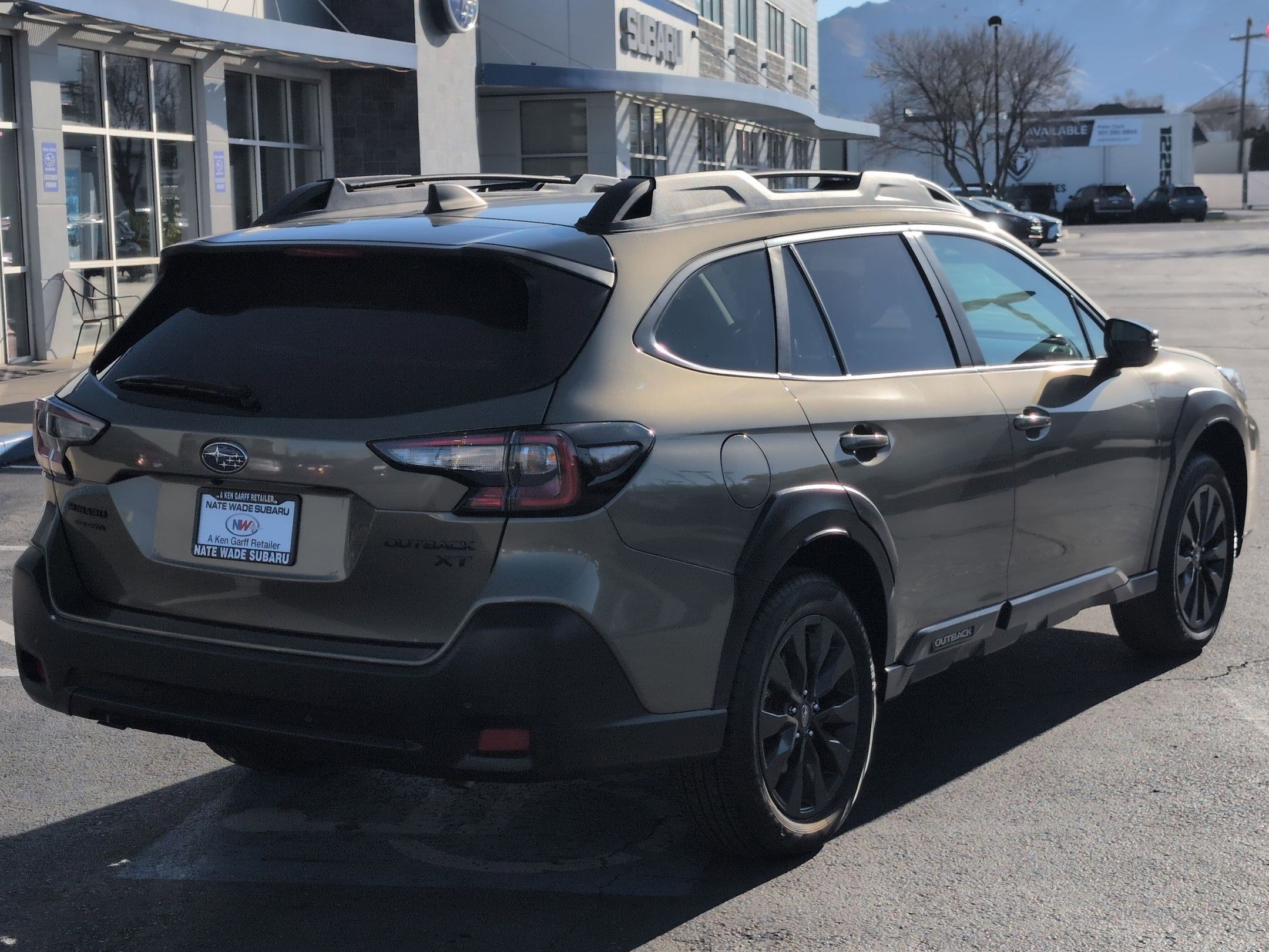 Used 2024 Autumn Green Metallic Subaru Onyx Edition XT image 3