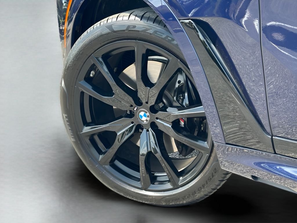 Certified Used 2026 Tanzanite Blue II Metallic BMW xDrive40i image 28