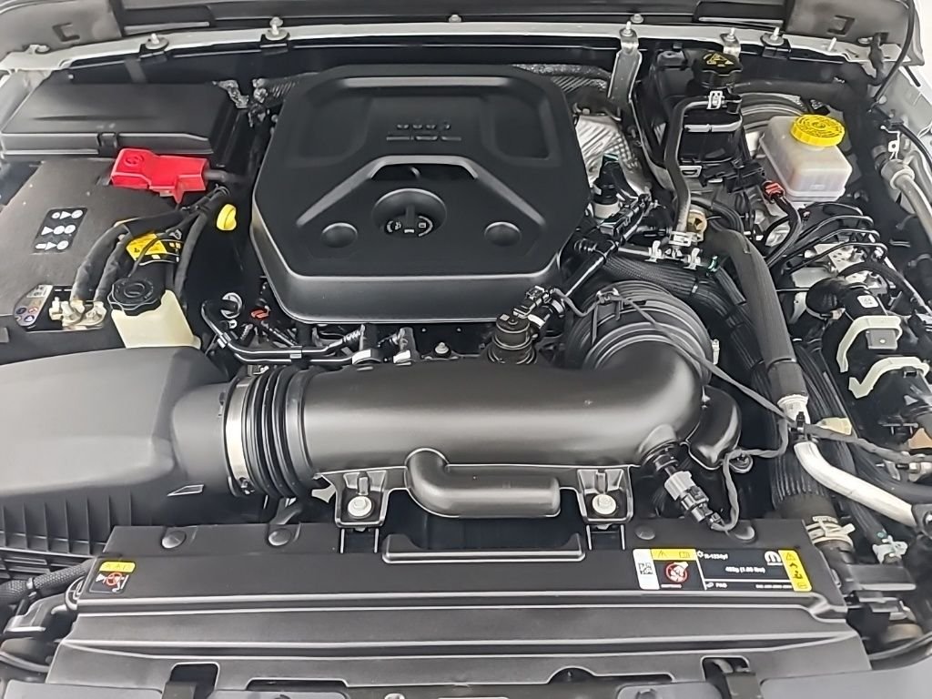 2025 Jeep Wrangler 4-Door Rubicon - Photo 38