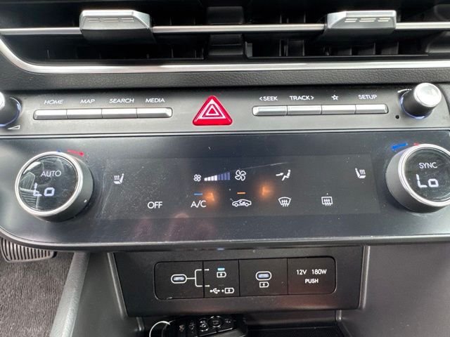 Used 2025 Silver Hyundai SEL image 27
