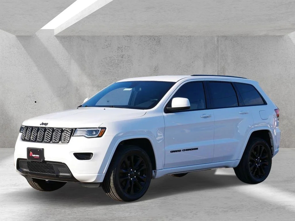 Certified Used 2021 White Jeep Laredo X image 6