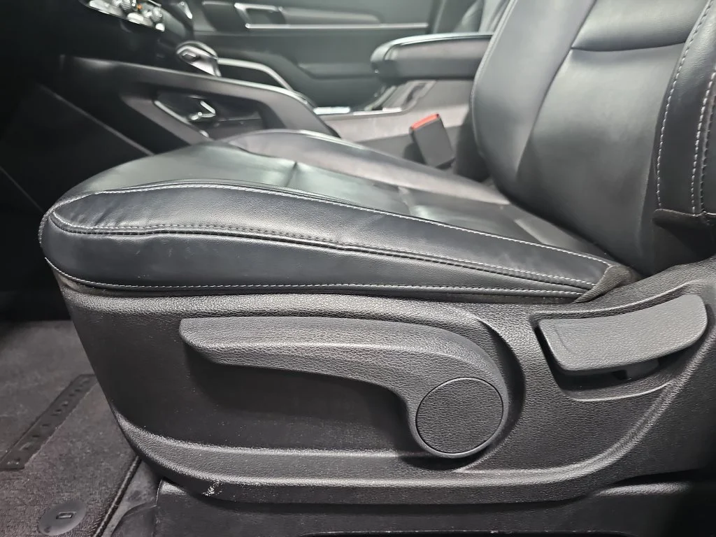 Used 2021 Gray Kia LX image 31