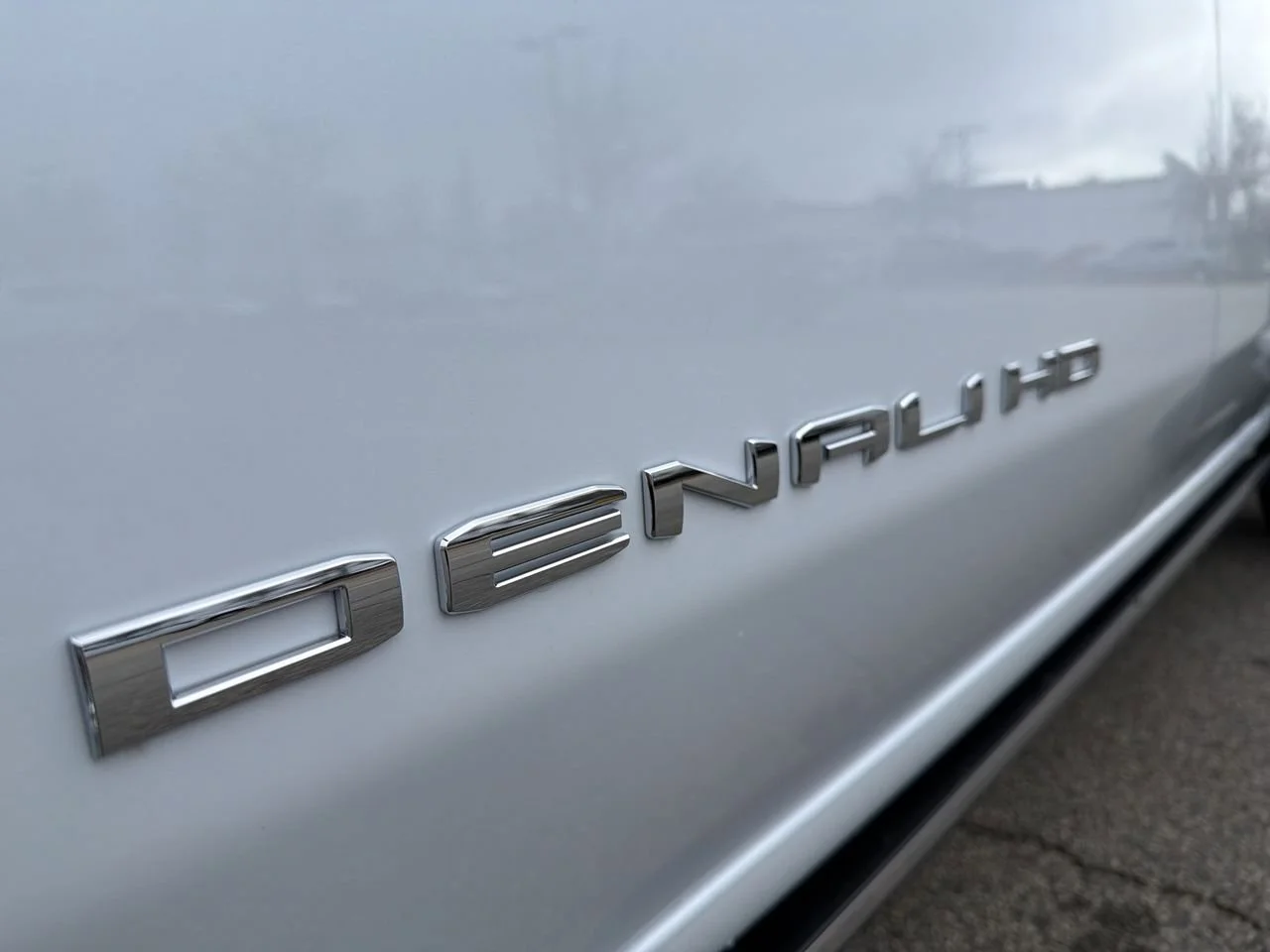 New 2026 Glacier White Tricoat GMC Denali DRW image 28